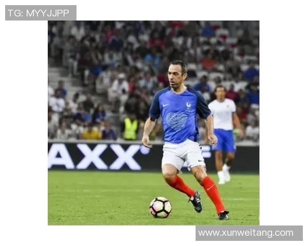 十一号球星足球头像背后的传奇人物与历史地位解析 十一号球星足球头像背后的传奇人物与历史地位解析