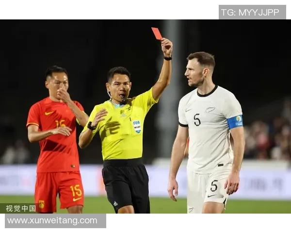 历史十大足球红牌球星盘点 揭秘那些激烈比赛中的红牌常客 历史十大足球红牌球星盘点 揭秘那些激烈比赛中的红牌常客