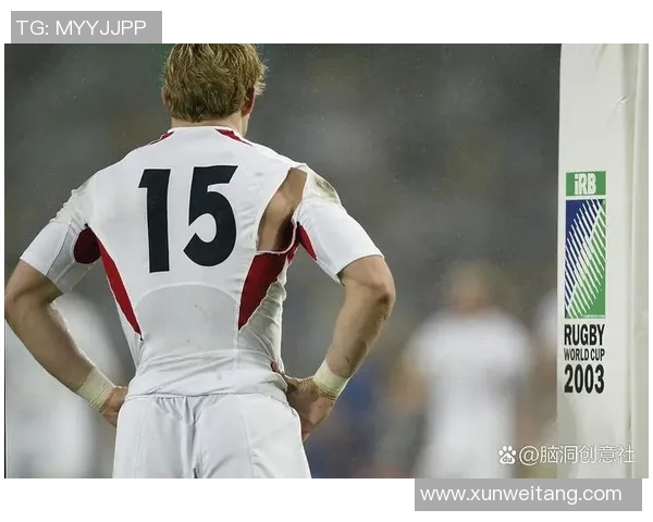 当足球巨星错失空门那一刻全场的惊呼与遗憾交织成最戏剧性的瞬间 当足球巨星错失空门那一刻全场的惊呼与遗憾交织成最戏剧性的瞬间