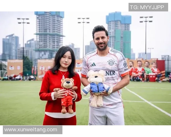 足球球星便签记录闪耀时刻与绿茵场上传奇故事